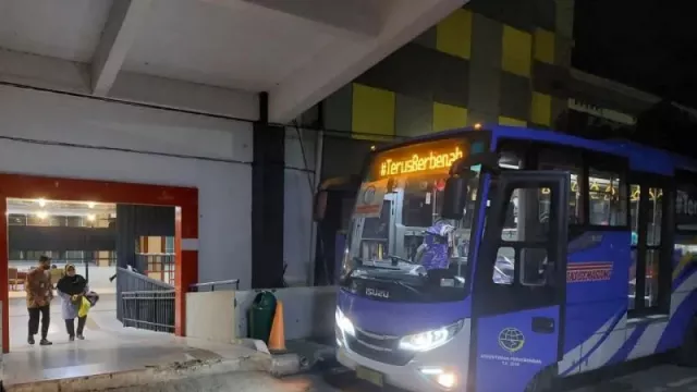 Asyik! Trans Semarang Rute Pelabuhan Tanjung Emas Tambah Layanan Malam Hari - GenPI.co JATENG