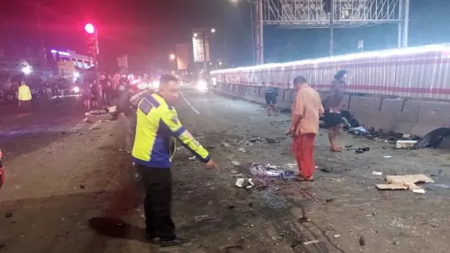 Sopir Truk Tabrak Kendaraan di Exit Tol Bawen Jadi Tersangka - GenPI.co JATENG