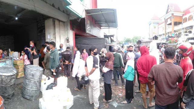 Distributor Minyak Goreng di Solo Nakal? Disdag Siap Lapor KPPU - GenPI.co JATENG