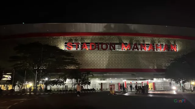 Perhatian! Gibran Larang Stadion Manahan Solo Dipakai Kampanye - GenPI.co JATENG