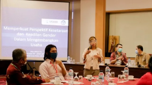 USAID Bersama HDWI Kota Kediri Latih Penyandang Disabilitas - GenPI.co JATIM