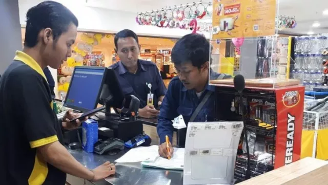 Swalayan Surabaya Diimbau Sediakan Tempat Pemasaran UMKM - GenPI.co JATIM