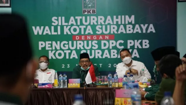 Pemkot Surabaya Diminta PKB Perhatikan Takmir Masjid - GenPI.co JATIM