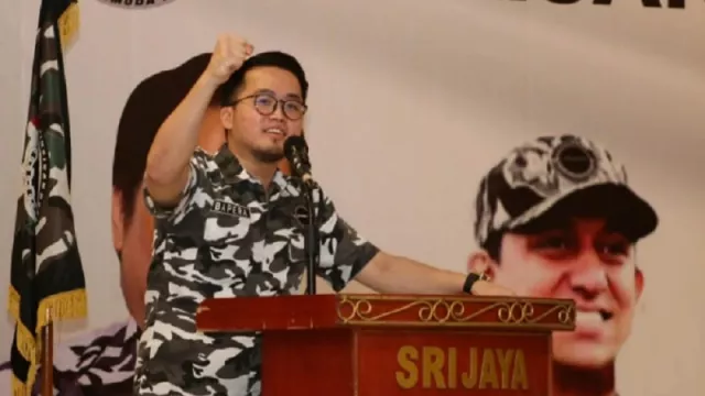 Pelapor Gubernur Khofifah Harus Gigit Jari, Dipecat dari Ormas - GenPI.co JATIM