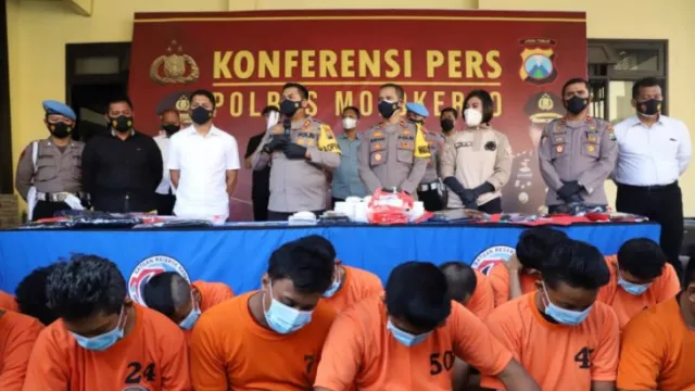 Polres Mojokerto Amankan Kurir Pembawa Sabu-sabu Seberat 500 Gram - GenPI.co JATIM