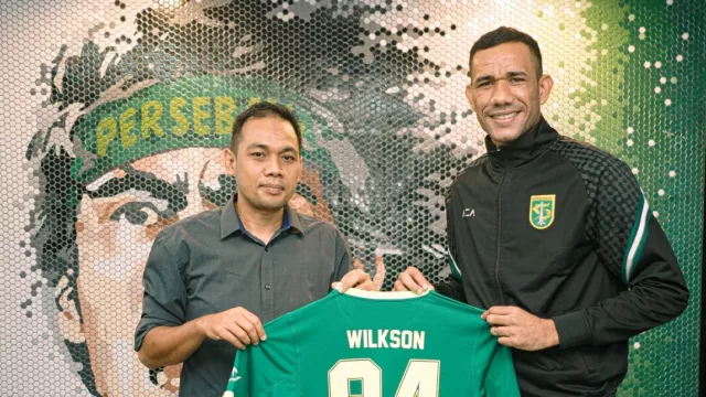 Soal Satu Ini, Wilkson Harus Mengalah ke Bintang Muda Persebaya - GenPI.co JATIM