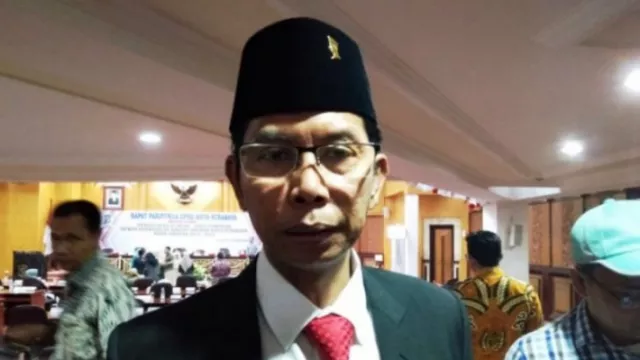 Ketua DPRD Kabar Gembira untuk Pelajar di Surabaya - GenPI.co JATIM