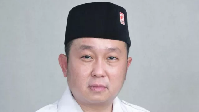 Fraksi PSI Surabaya: Mari Saling Membantu Program Vaksinasi - GenPI.co JATIM