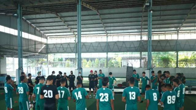 Gawat, Liga Belum Mulai Daftar Cedera Pemain Persebaya Bertambah - GenPI.co JATIM