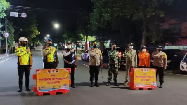 6 Jalan di Kota Kediri Ditutup, PJU di Sejumlah Titik Dimatikan - GenPI.co JATIM