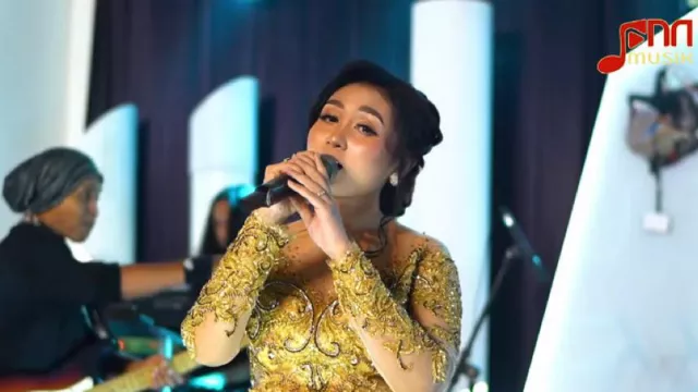 Ani Arlita Luncurkan Lagu di JPNN Musik, Nyanyi Bareng Yuk! - GenPI.co JATIM