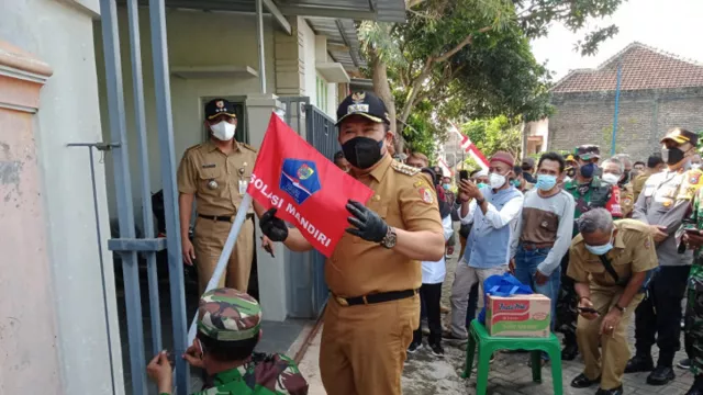 Bendera Merah Efektif Edukasi Warga Bahaya Covid-19 - GenPI.co JATIM