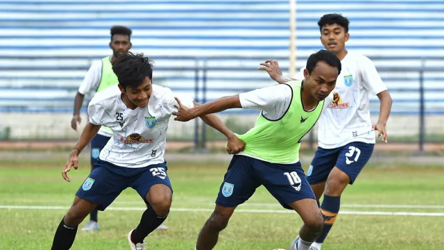 Internal Game Jadi Persiapan Persela Jelang Liga 1 - GenPI.co JATIM