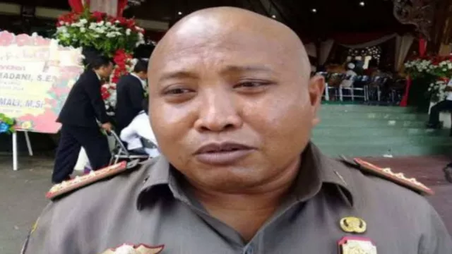 Anggotanya Berkelahi karena Nasi Kotak, Kasatpol PP: Memalukan! - GenPI.co JATIM