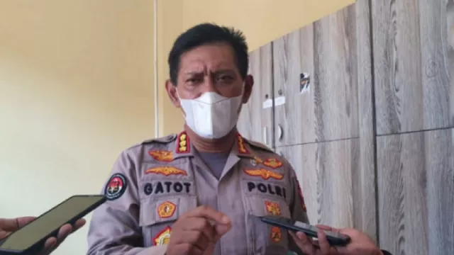 Polda Jatim Kirim Pasukan, Bantu Evakuasi Warga Terdampak Semeru - GenPI.co JATIM
