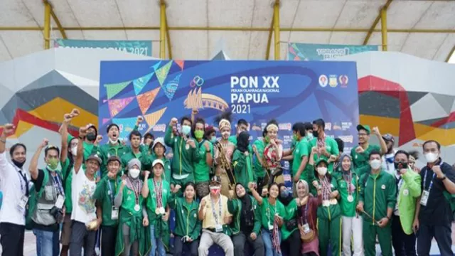 Panjat Tebing Jatim Juara Umum PON XX Papua, Raih 6 Medali Emas - GenPI.co JATIM