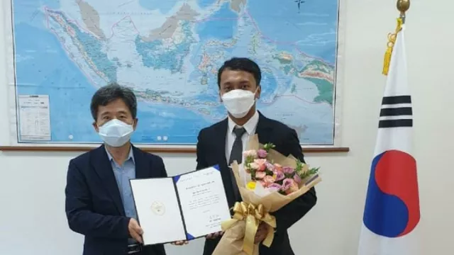Aksi Heroik Bripka Febri Diganjar Penghargaan dari Korea Selatan - GenPI.co JATIM