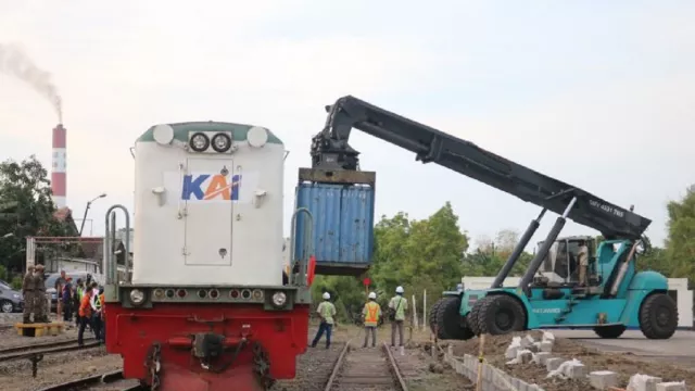 Stasiun di Gresik ini Kembali Aktif Setelah Lama Tidur - GenPI.co JATIM