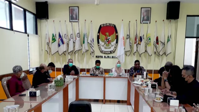 DPD Partai Ummat Surabaya Bertemu KPU, Sampaikan 2 Hal ini - GenPI.co JATIM
