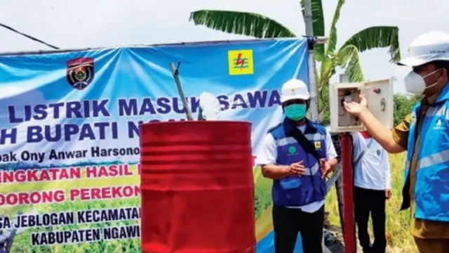 PLN Elektrifikasi Pertanian di Ngawi, Hamdalah - GenPI.co JATIM