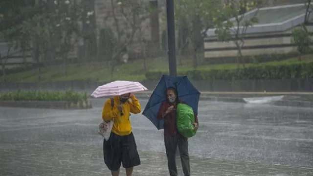 Prakiraan BMKG, Cuaca Surabaya dan 20 Daerah Hujan Seharian - GenPI.co JATIM