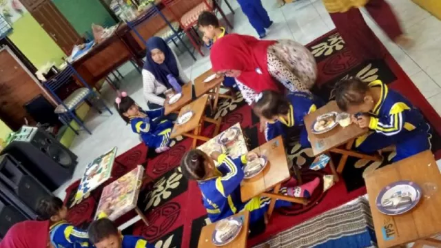 Asyik! Guru PAUD Surabaya Bakal Dapat Beasiswa Pendidikan, Cek Syaratnya - GenPI.co JATIM