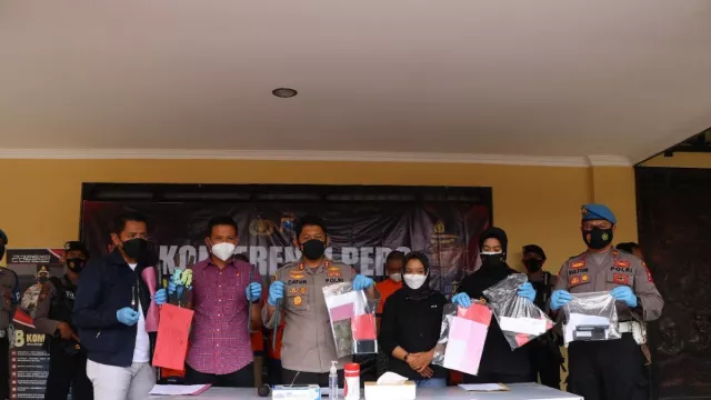 Aksi Sindikat Pembobol Toko Berakhir di Polres Ponorogo - GenPI.co JATIM