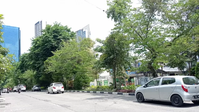 Info BMKG! Cuaca Surabaya Panas, Suhu Diprediksi Capai 32 Derajat - GenPI.co JATIM