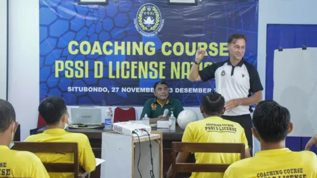 KONI dan PSSI Situbondo Gelar Pelatihan, Tambah Ilmu Buat Pelatih - GenPI.co JATIM