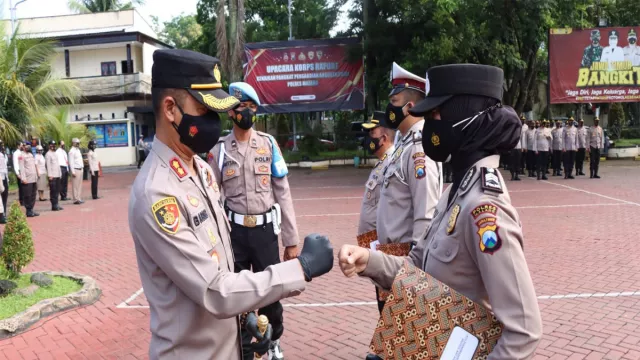 23 Personel Polres Malang Diganjar Penghargaan, Bangga! - GenPI.co JATIM