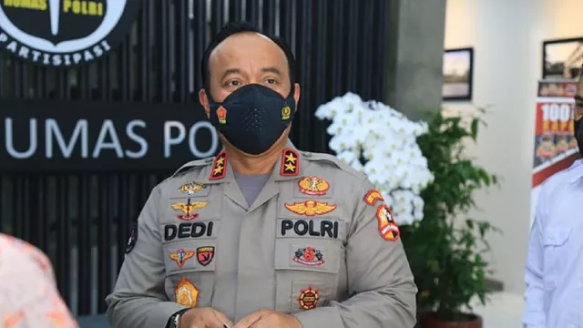 Oknum Polisi Pacar Mahasiswi Mojokerto Bunuh Diri Diberhentikan - GenPI.co JATIM