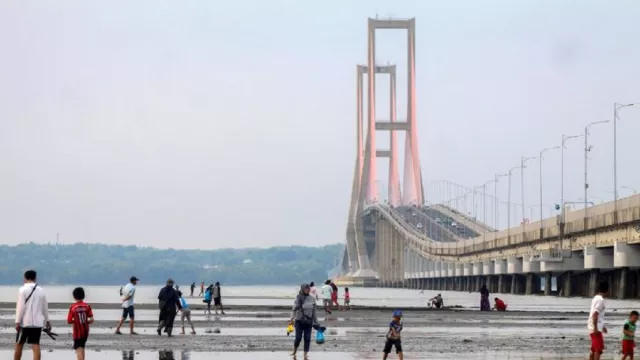 Jadwal Penutupan Jembatan Suramadu Saat Malam Tahun Baru - GenPI.co JATIM