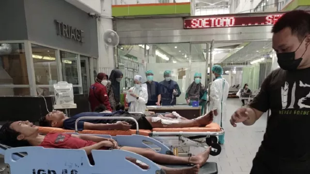 Sebuah Resto di Surabaya Terbakar, 3 Orang Terluka - GenPI.co JATIM