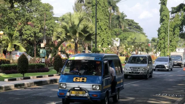 Angkot di Kota Malang Bakal di Tata, Belajar Pada Ahlinya - GenPI.co JATIM