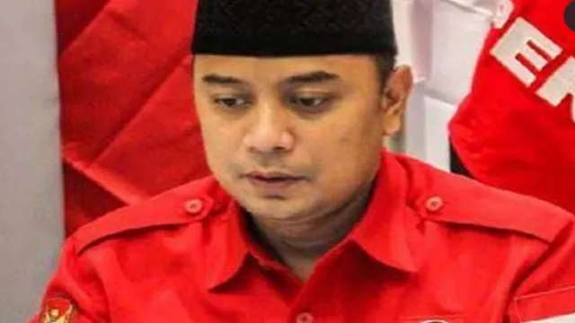 HUT ke-49 PDIP Surabaya, Eri Bagi Cerita Saat Sekolah Partai - GenPI.co JATIM
