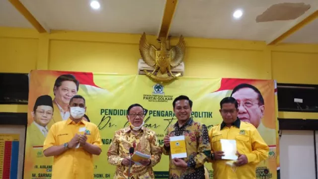 Seruan Politikus Partai Golkar Dahsyat, Kader Surabaya Perhatikan - GenPI.co JATIM
