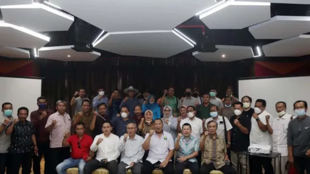 Pemilihan Ketua PBSI Jatim, 33 Pengcab Dukung Tony Wahyudi - GenPI.co JATIM