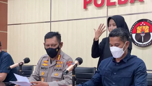 Polda Jatim Hentikan Kasus Seteru Bupati Bojonegoro dan Wakilnya - GenPI.co JATIM
