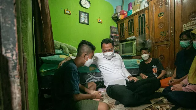 Cabut Laporan, Orang Tua Siswa SMPN 49 Surabaya Beberkan Alasan - GenPI.co JATIM