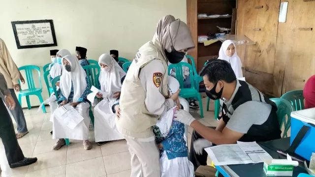 Polres Malang Terjunkan Tim Konselor untuk Dampingi Anak-Anak - GenPI.co JATIM