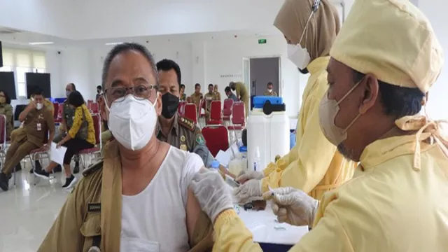 2 Jenis Vaksin Booster di Malang Habis, Menunggu Distribusi - GenPI.co JATIM
