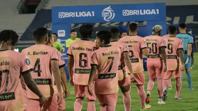 Kronologi Persipura Tak Hadir di Stadion, Lawan Madura United - GenPI.co JATIM