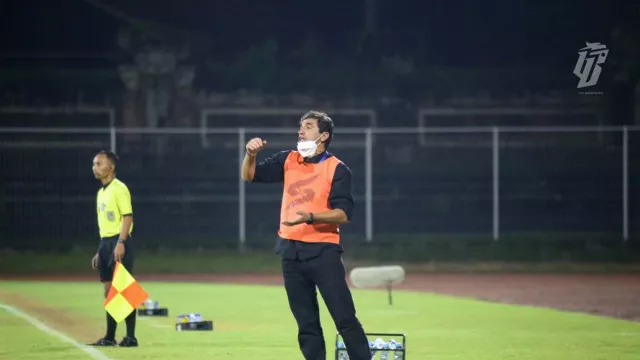 Arema FC Jadikan Barito Putera Pelampiasan, Siap Curi Poin - GenPI.co JATIM