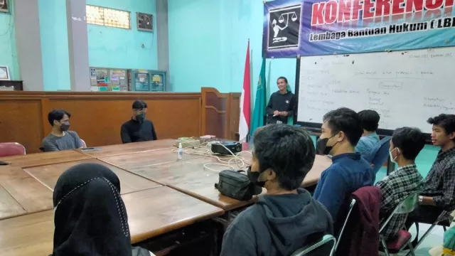 Polisi Siap Kawal Demo Mahasiswa 14 April, Semoga Berjalan Tertib - GenPI.co JATIM