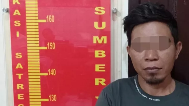 IMEI Terlacak, Pria di Jember ini Akhirnya Pasrah kepada Polisi - GenPI.co JATIM