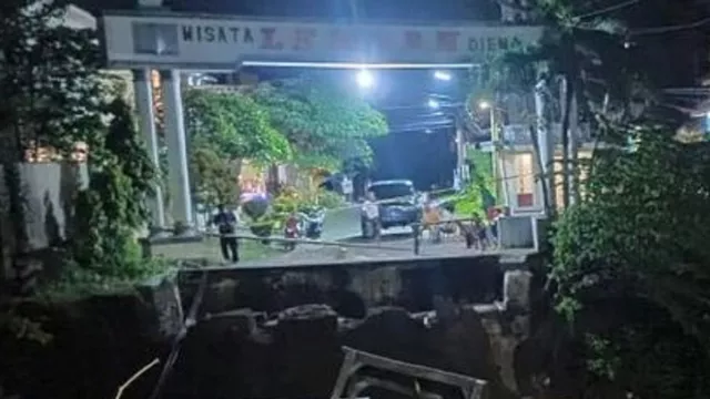Jembatan Lembah Dieng Malang Terputus Total - GenPI.co JATIM