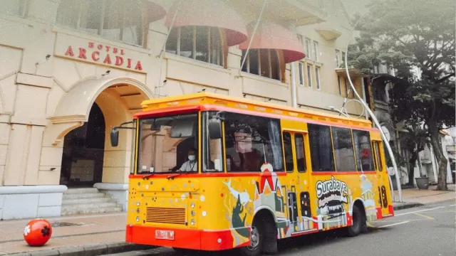 Jadwal dan Rute Bus SSCT, Ngabuburit Sambil Keliling Lokasi Bersejarah Surabaya - GenPI.co JATIM