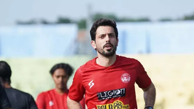 Arema FC Datangkan Pelatih Fisik, Persiapan Liga 1 - GenPI.co JATIM