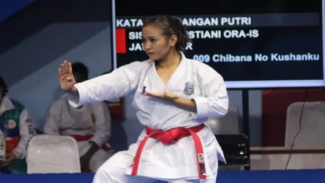 Sisilia Agustiani Ora, Bidadari Cantik Asal Blitar Jago Karate - GenPI.co JATIM