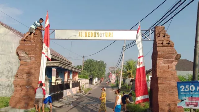 HUT ke-104 Kota Mojokerto, Warga Antusias Hias Kampung - GenPI.co JATIM